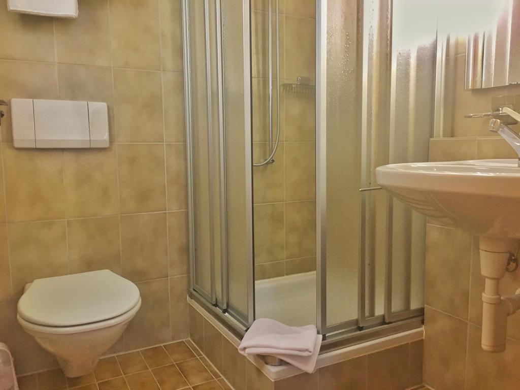 Hotel Saluver Челерина Экстерьер фото